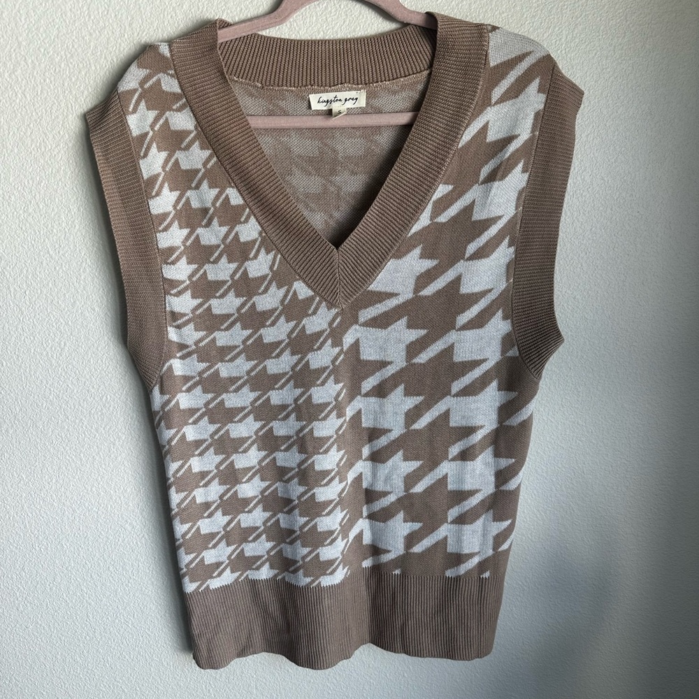 Kingston Brown  Knit Sweater Vest